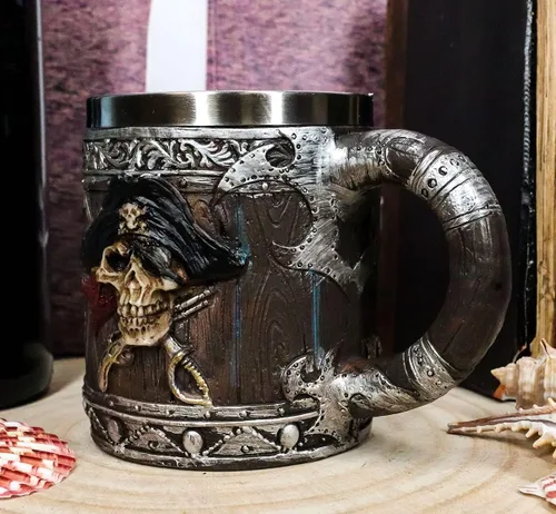 Vista 2 de Ebros Gift Piratas del Caribe - Bandana con calavera con espadas cruzadas, jarra, café, cerveza, taza de café, taza de cerveza Drunken Pirate's Life