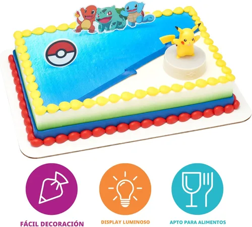 Vista 2 de DecoSet® Pokémon Decoración de Pastel de Pikachu con Luz, Juego de Decoración de 3 Piezas, Decoraciones de Cumpleaños Para Pasteles de Todos