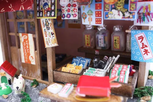 Vista 3 de Billy Kit de casa de muñecas de artesanía Japón Showa Series Kit Candy Shop 8532