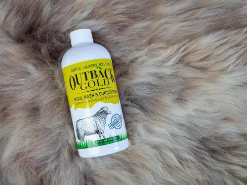 Vista 5 de Lavadora de lana Outback Gold, 16 oz, compatible con lavadoras de carga frontal, a base de plantas, sin perfume, sin fragancia, detergente de pH