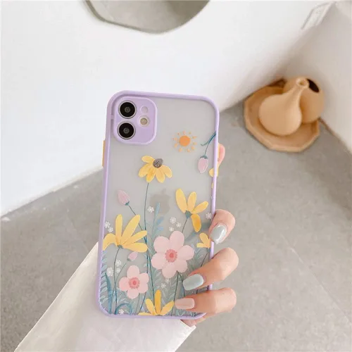 Vista 3 de Ownest Funda compatible con iPhone 11 Pro Max para PC transparente esmerilado 3D floral para niñas y mujeres y funda protectora de TPU suave