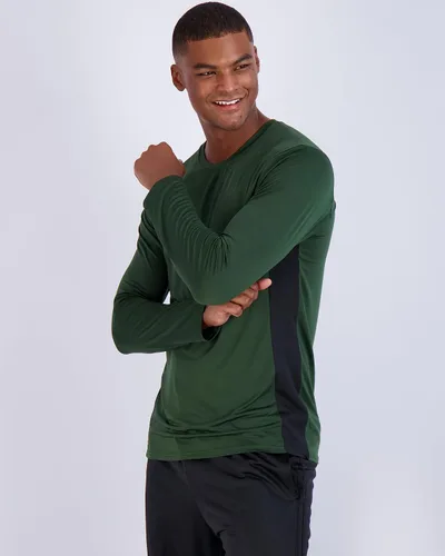 Vista 3 de Real Essentials Paquete de 4 unidades camisa Dry-Fit de manga larga para hombre, disipa la humedad, con protección solar FPU 50+ contra rayos