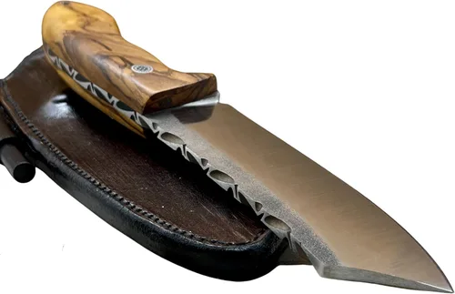 Vista 2 de Cuchillo hecho a mano, cuchillo de bushcraft de espiga completa, mango de madera de olivo N690, cuchillo táctico con funda y arrancador de fuego