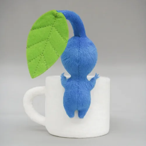 Vista 4 de Nintendo Sanei Boeki PKZ02 Peluche de Pikmin Serie de Mercancía, Soporte de Accesorio Pikmin Azul (Taza), Altura 5.9 pulgadas (15 cm)
