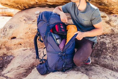 Vista 3 de Gregory Baltoro 65L Pro Mochila de Senderismo Unisex con Suspensión FreeFloat, Panel Trasero Transpirable AirCushion, Talla S, Rojo Ladrillo