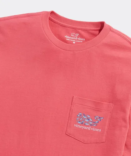 Vista 3 de vineyard vines Harbour Fish Whale - Camiseta de manga corta con bolsillo para hombre