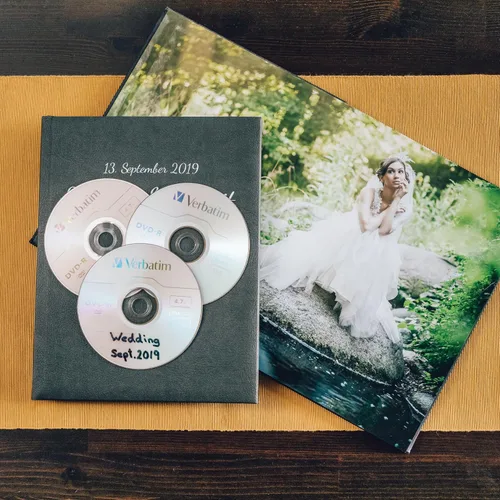 Vista 5 de Verbatim DVD-R Discos en Blanco AZO Dye 4.7GB 16X Disco Grabable - Paquete de 10 Envase Plateado