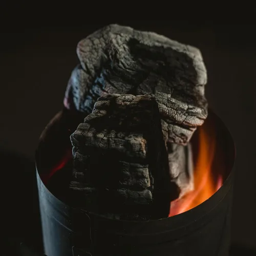 Vista 6 de Jealous Devil Chunx XL Lump Charcoal, 100% All Natural BBQ Hardwood
