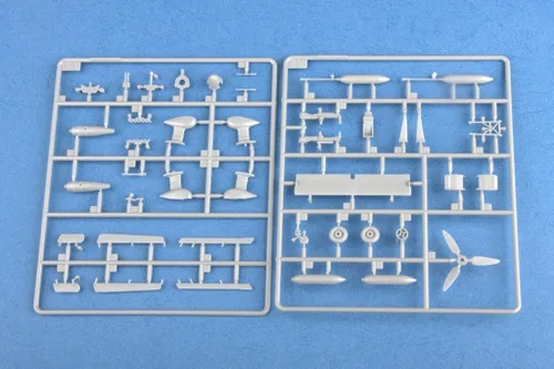 Vista 7 de Hobby Boss Junkers Ju 87D-3 Stuka Kit de montaje fácil