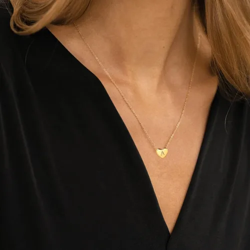 Vista 3 de WanBigVa Collar con inicial en capas de oro para mujer, hecho a mano, chapado en oro de 14 quilates, collar con dije de corazón pequeño, collar