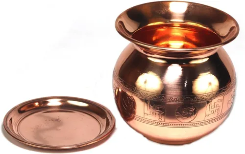 Vista 8 de ASHIRWAD Cobre puro en relieve Lota Kalash para oración hindú Pooja con Om Swastik Signs Arti Puja Pot para nuevo hogar AE000182-04 (1.0 L)
