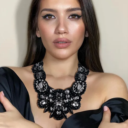 Vista 2 de Flyonce - Collar de diamantes de imitación con cuentas de cristal, collar tipo babero con cuentas gruesas, joyería para mujer Negro
