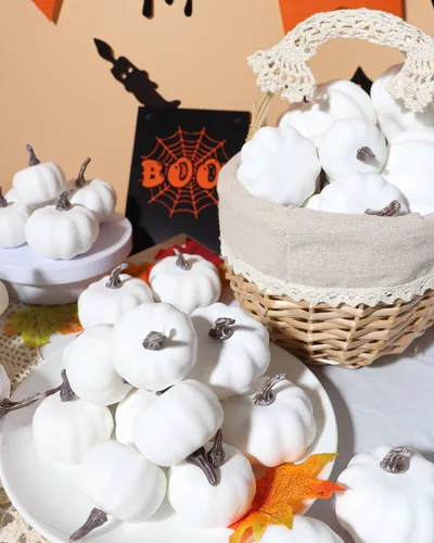 Vista 2 de vensovo Mini calabazas de plástico blancas de varios tamaños, 30 piezas surtidas de calabazas de espuma artificial, ideal para rellenar jarrones