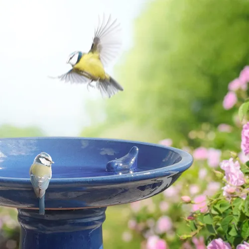 Vista 6 de Esschert Design Baño para pájaros en pedestal con pájaro, cerámica, azul, 18 "H