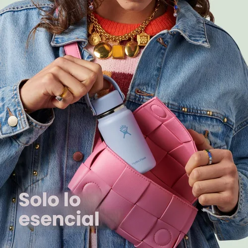 Vista 4 de Hydro Flask Micro Bottle - Mini frasco aislado a prueba de fugas para bolso o bolsillo en 6.7 onzas, verde agave