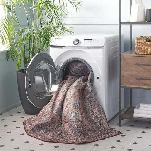 Vista 4 de SAFAVIEH Tucson Collection - Alfombra lavable de 2 pies 6 x 8 pies, color beige y rosa, antideslizante, ideal para zonas de alto tráfico en sala
