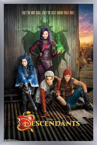 Vista 11 de Disney Descendants - Póster de pared de Key Art, 22.4 pulgadas de largo x 14.7 pulgadas de ancho, versión enmarcada de madera de granero