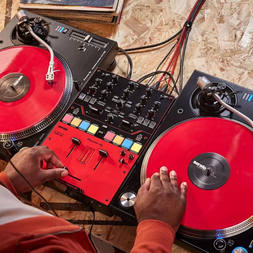 Vista 24 de Pioneer DJ DJM-S5 Mezclador de 2 canales para Serato DJ, rojo/negro