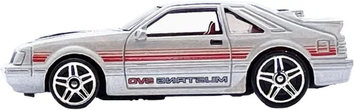Vista 8 de Hot Wheels Mustang SVO '84, HW: Los años 80 2/10