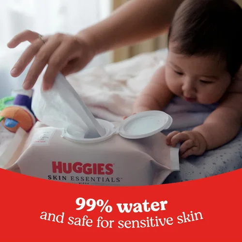 Vista 8 de Huggies Paquete de Skin Essentials: pañales Huggies Skin Essentials, talla 1 (8-14 libras), 204 unidades y toallitas para bebés, 15 paquetes