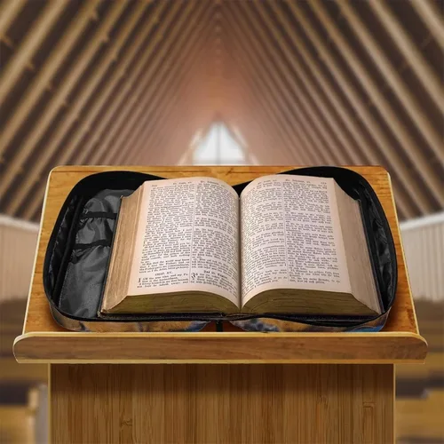 Vista 6 de Funda unisex para la Biblia, portátil, ligera, con asa y bolsillo con cremallera, marcapáginas tamaño grande, Bandera estadounidense mariposa