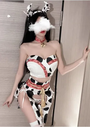 Vista 7 de SINROYEE Conjunto de bikini de vaca de anime para mujer, conjunto de brasier y bragas japonesas Kawaii sirvienta