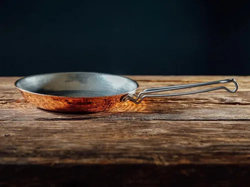 Vista 2 de Sertodo Copper Sartén 10 pulgadas de diámetro Sistema patentado de mango de acero inoxidable Forro de estaño naturalmente antiadherente