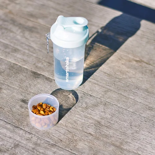 Vista 2 de Smartshake SLIM, vaso agitador de 17 onzas, color negro (el embalaje puede variar)