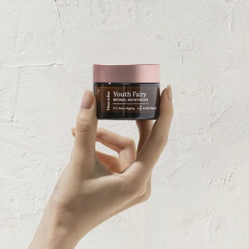 Vista 4 de FLEUR & BEE Hidratante de retinol Limpio, 100% vegano Crema antienvejecimiento, crema de retinol para cara, mejor para noche y día, para mujeres