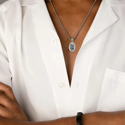 Vista 4 de DOTBJ Collar de plata de ley 925amuleto con medalla de San Valentín, regalos de Navidad para hombres y mujeres