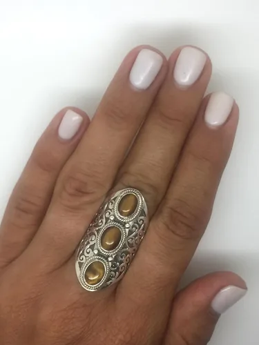 Vista 3 de Koral Jewelry - Anillo de encaje con diseño de ojo de tigre (3 piedras)