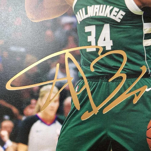 Vista 2 de sufenvera Póster para fanáticos del baloncesto – Impresión firmada de Giannis Antetokounmpo enmarcada mini película fotográfica, gran regalo