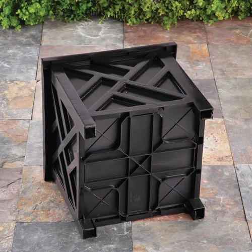 Vista 4 de Miles Kimball Chippendale - Maceta color negro, soporte para plantas para jardín, patio y césped, 14 ¾ pulgadas cuadradas x 13 ¼ de alto en total