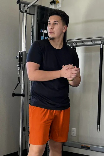 Vista 3 de COOFANDY Paquete de 3 pantalones cortos de entrenamiento para hombre, pantalones cortos deportivos de malla, ligeros, para culturismo, con bolsillos