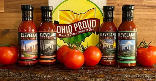 Vista 6 de Cleveland Ketchup - 4 variedades sabrosas - Clásico, tocino y bourbon, eneldo de ajo, pimiento fantasma (paquete de 4 variedades)
