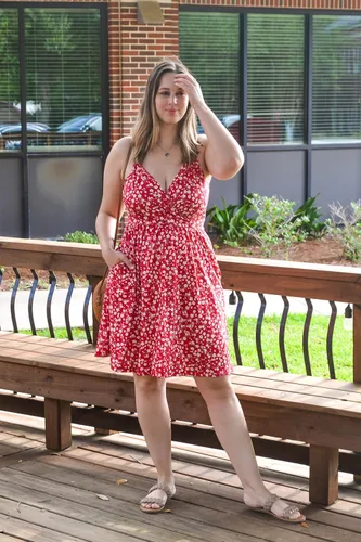 Vista 3 de STYLEWORD - Vestido informal de verano para mujer, diseño acampanado, con vuelo y floral, con cuello en V, tirantes delgados y bolsillos, unicolor