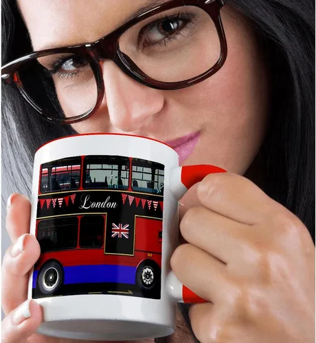 Vista 2 de 3dRose London Double Decker Red Bus con banderines y bandera - Reino Unido Gran Bretaña Reino Unido Recuerdo de viaje 11oz Taza roja de dos tonos