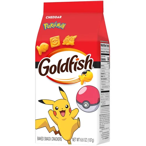 Vista 8 de Goldfish Galletas Pokémon de queso cheddar, bolsa de 6.6 onzas
