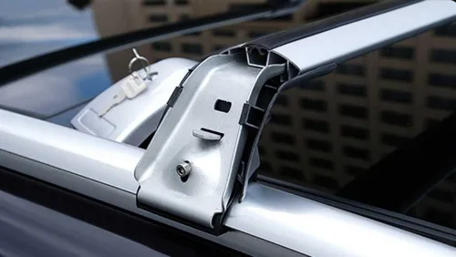 Vista 4 de Silver Lockable Crossbar fits for Volvo XC40 2018-2023