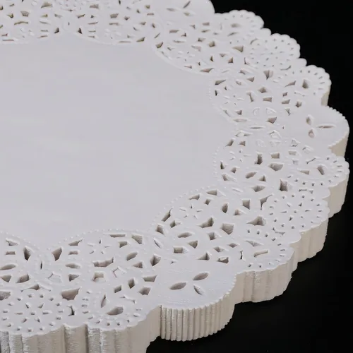 Vista 2 de LJY 120 piezas de papel redondo de encaje blanco para decoración de tartas de boda, vajilla (7.5 pulgadas)