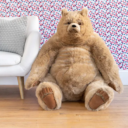 Vista 4 de Manhattan Toy Kodiak Bear Jumbo 40" Huggable Animal de peluche y decoración de habitación de felpa para 4 años en adelante