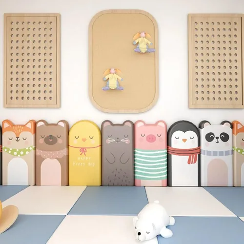 Vista 2 de SOVORM Paneles tapizados de piel sintética 3D con bonito diseño de animales, panel de pared anticolisión para decoración de pared, paquete de 8