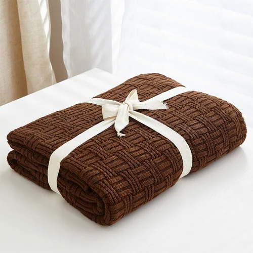 Vista 2 de Manta de Punto de Algodón Marrón Oscuro para Sofá Cama - Decorativa para el Hogar Suave y Acogedora Tejido de Suéter Otoñal de Punto Trenzado - 2.2