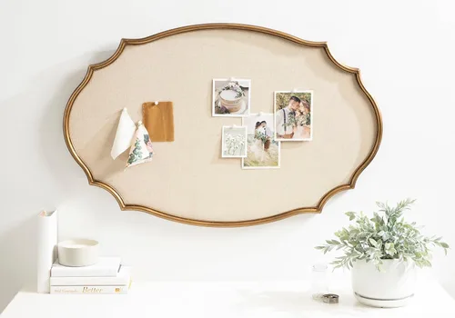 Vista 5 de Kate and Laurel Leanna - Tablón de anuncios decorativo de metal festoneado, 24 x 36 pulgadas, dorado; tablero de anuncios ovalado ovalado enmarcado