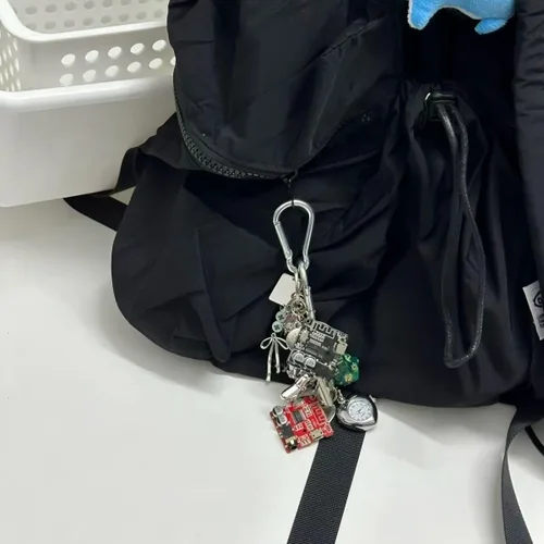 Vista 5 de Vintage Keychain Retro Pocket Watch Bag Charms for Handbag Y2k Emo Accessories Backpack Charms 2000s Grunge Aesthetic