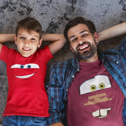 Vista 4 de Camisetas familiares personalizadas a juego con contorno de cara de auto, camisetas de cumpleaños personalizadas para automóvil, Sally - TheKing