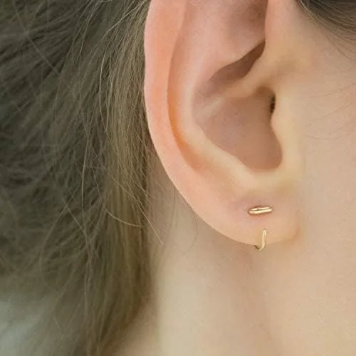 Vista 3 de Aretes de barra pequeña para abrazar, aretes de abrazo