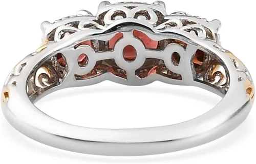 Vista 7 de 3 Stone Garnet Ring Silver with 14K Gold Plating January Birthstone Ring Cojín.