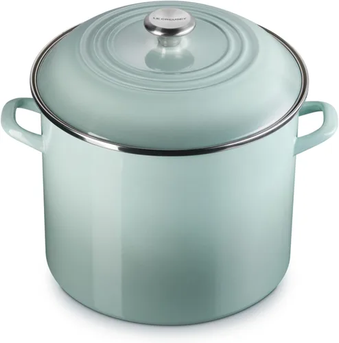 Vista 43 de Le Creuset - Olla tradicional esmaltada en acero, 12 cuartos de galón, Oliva con pomos de acero inoxidable