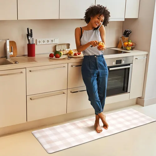 Vista 7 de FRESHMINT Juego de 2 piezas de alfombrillas de cocina estilo granja moderna con cuadros antifatiga para piso, impermeables y antideslizantes Beige